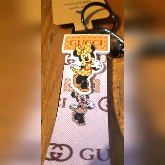 Minnie Mouse Key Fob Wristlet - Picture 4 of 7